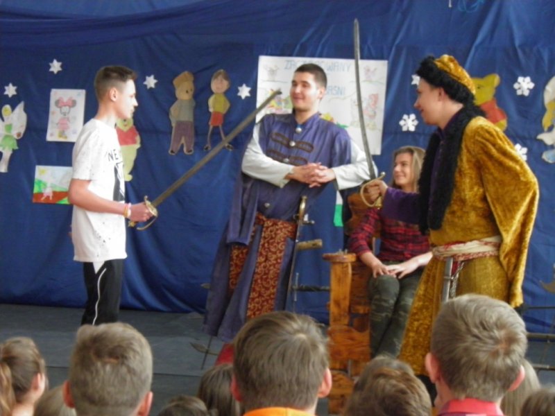 Prezentacja - Rekonstrukto